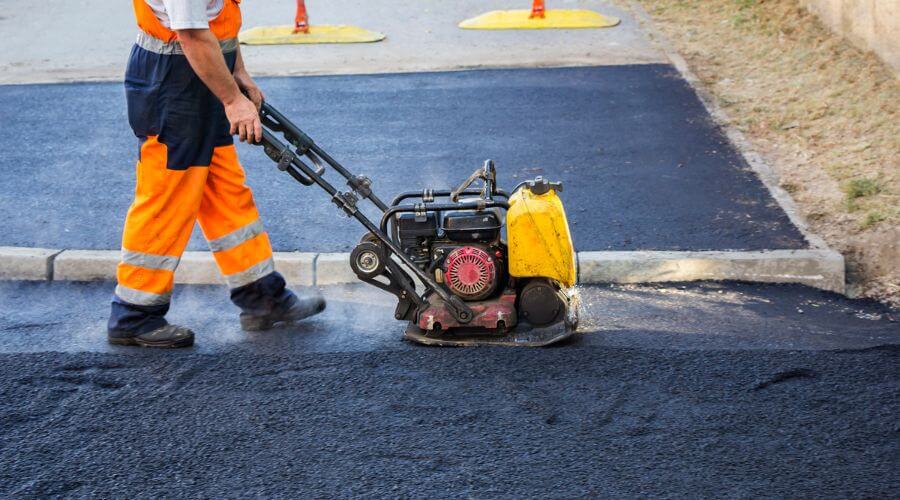 Professional gutter cleaning in Sedgewickville, MO